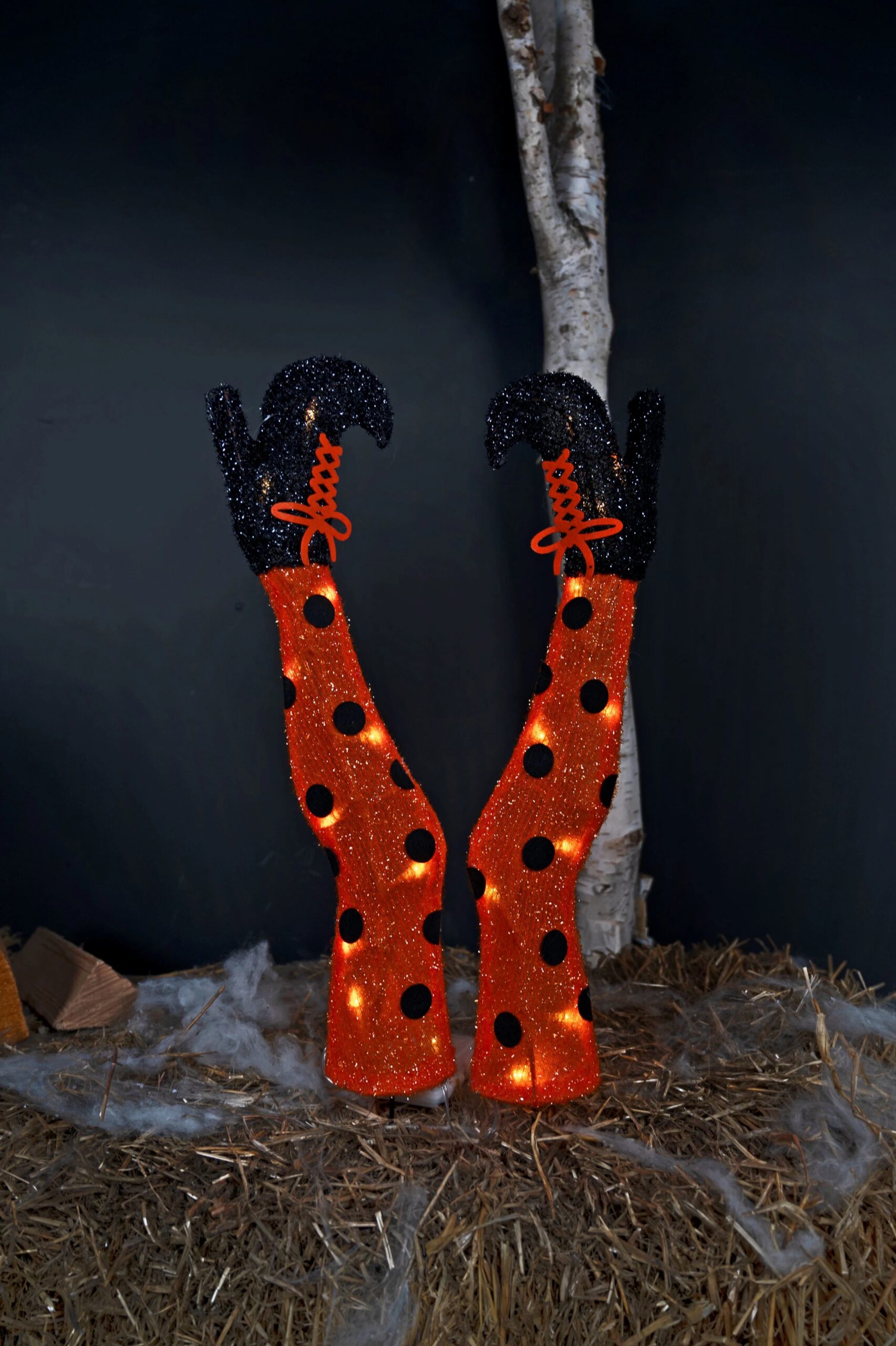 Halloween heks LED dekoration med spyd
